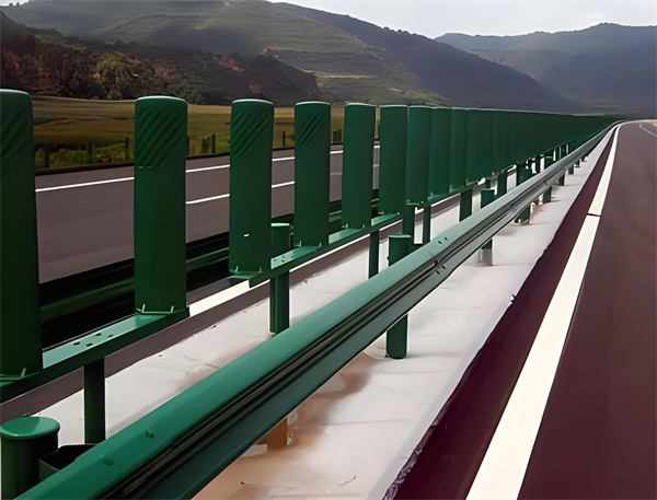 山东三波护栏板在高速公路的应用